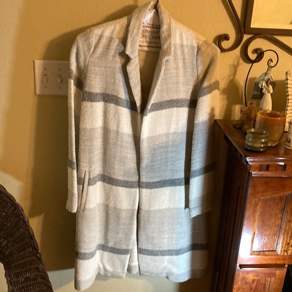 Zara Trafaluc maxi coat, Lt. grey, Dk grey, off white, size M